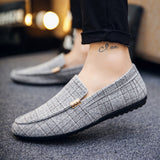 ZYYZYM Men Casual Shoes,  Spring Summer Men Loafers New Slip On Light Canvas Youth Men Shoes Breathable Fashion Flat Footwear