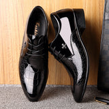 New italian oxford shoes for men luxury mens patent leather wedding shoes mens pointed toe dress shoes classic derbies 871