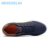 2022 New Fashion Men Sneakers for Men Casual Shoes Breathable Lace up Mens Casual Shoes Spring Leather Shoes Men chaussure homme