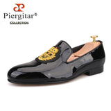 Piergitar New black patent leather men loafers with gold luxurious embroidery Fashion party and wedding men's dress shoes